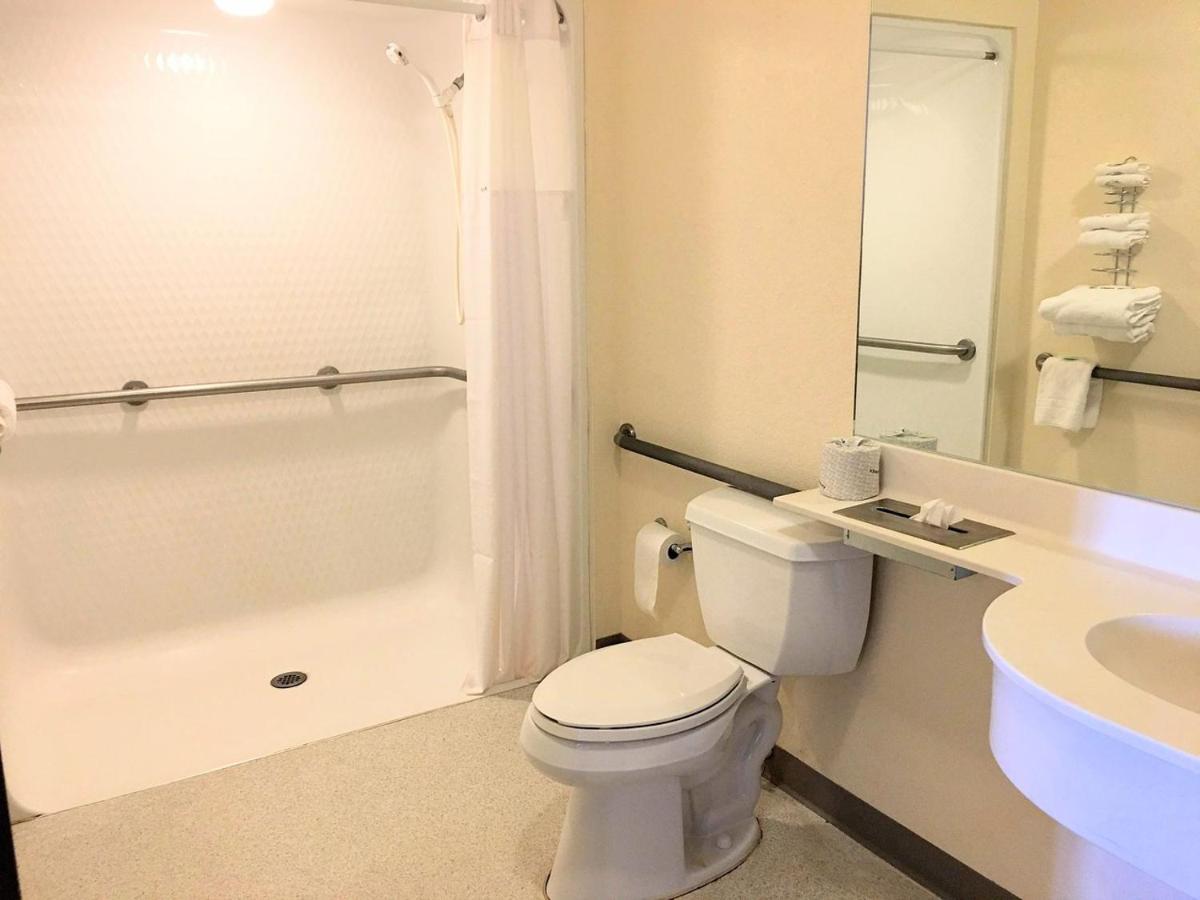Chadron Inn & Suites المظهر الخارجي الصورة