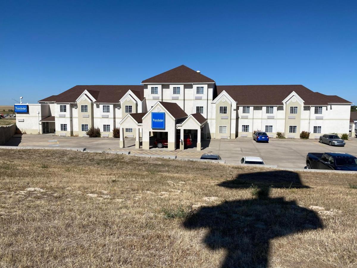Chadron Inn & Suites المظهر الخارجي الصورة