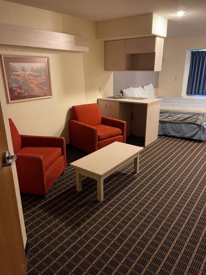 Chadron Inn & Suites المظهر الخارجي الصورة
