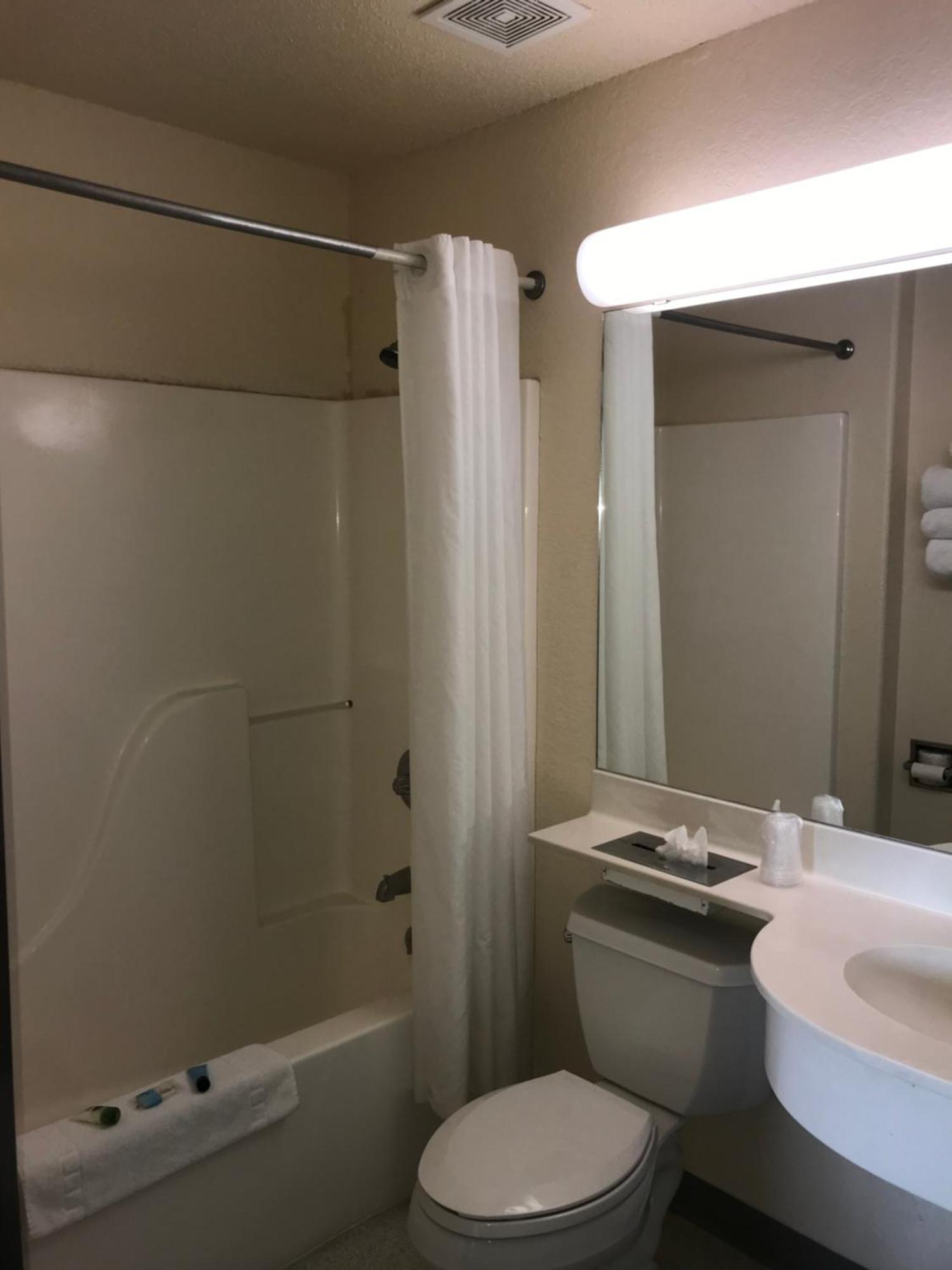 Chadron Inn & Suites المظهر الخارجي الصورة