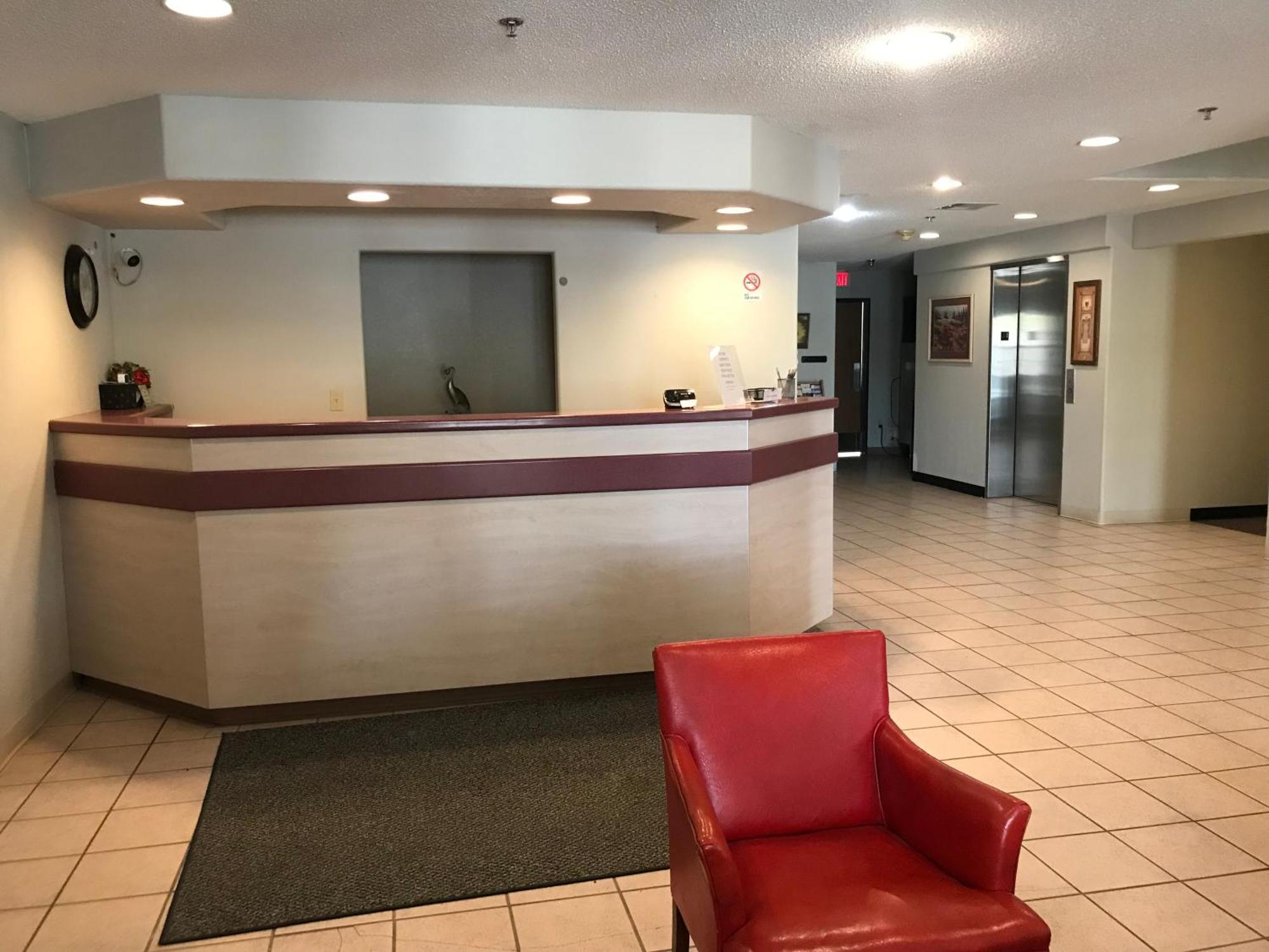 Chadron Inn & Suites المظهر الخارجي الصورة